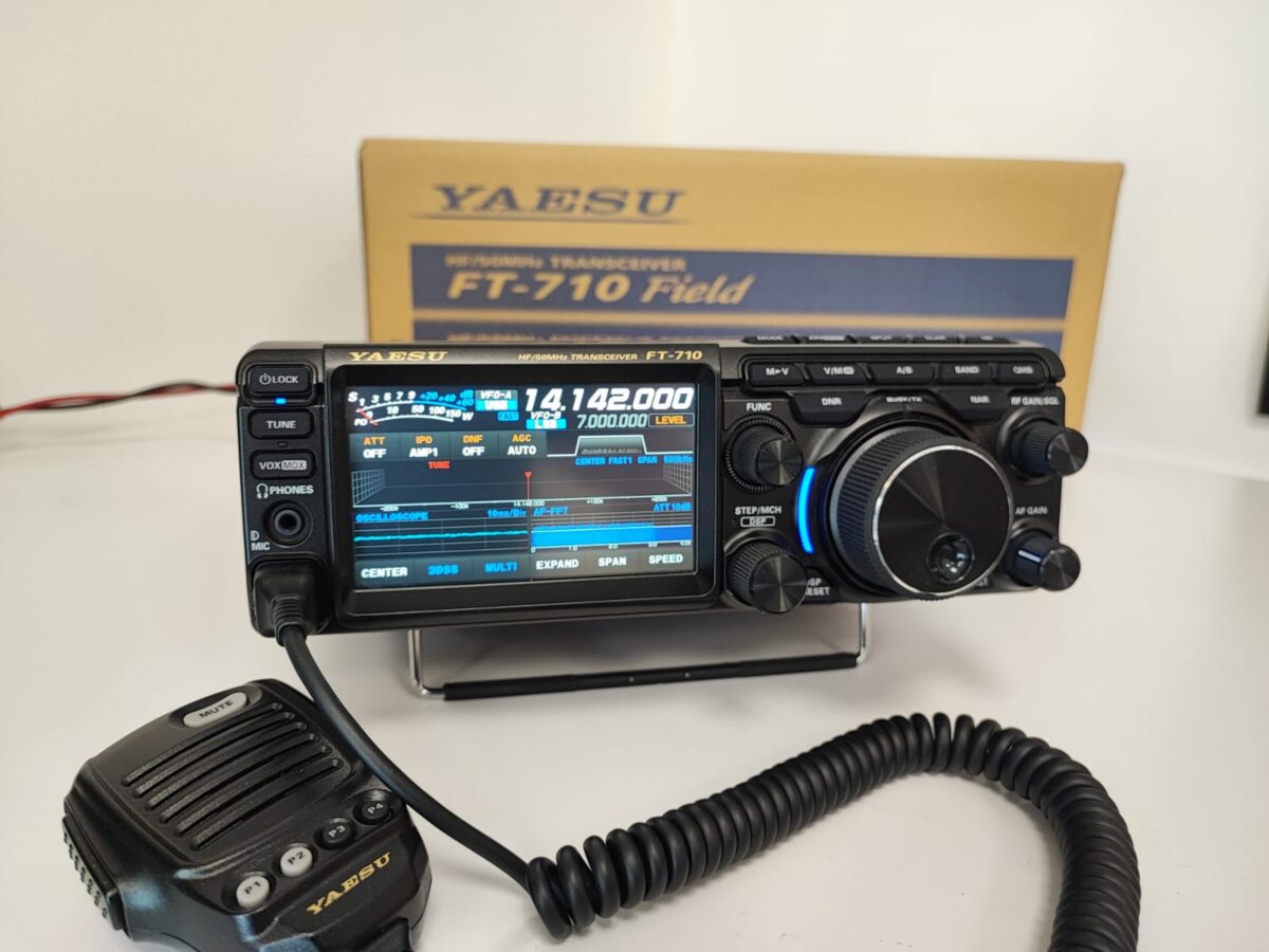 YAESU FT-710 FIELD - semestrale- garanzia 5 anni Yaesu - immagine 1